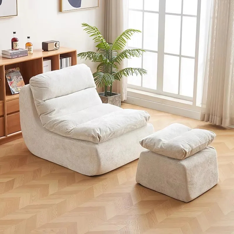 Furniture Hardware Stores - Klein appartement Eenvoudige bank Kledingwinkel Verhuurkamer