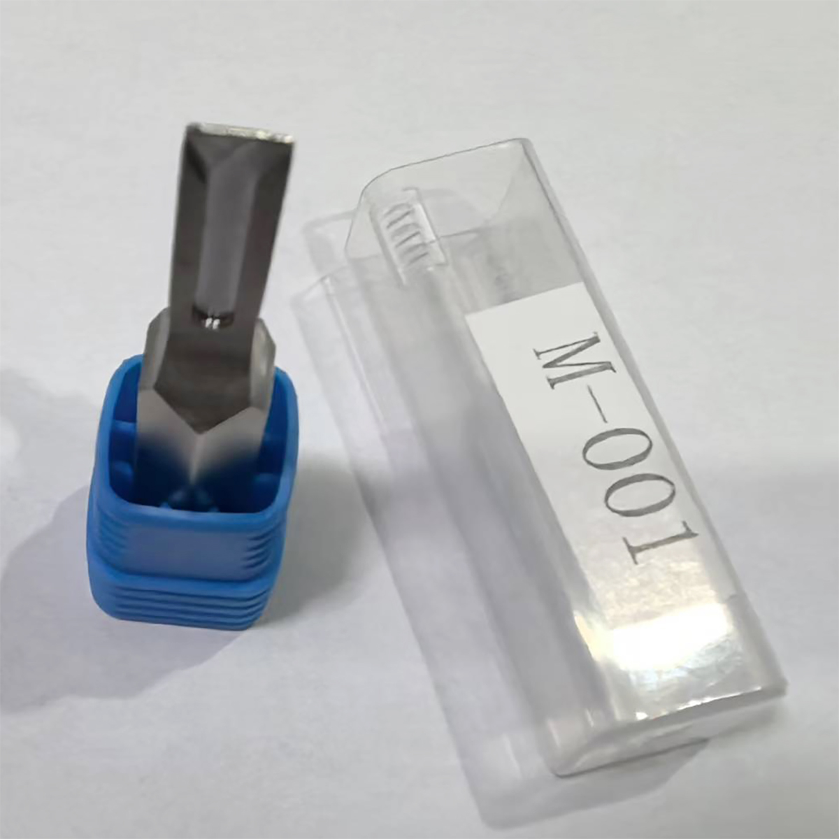 Universele sterke sleutels M-0 - Universal Furniture Hardware recensie en prijs